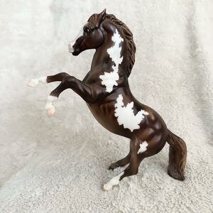 Breyer Rearing Stallion #7206 Classic Chestnut Pinto Target Exclusive 2007-2008